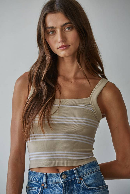 The Kila Seamless Tank