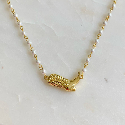 Pearly Boot Necklace