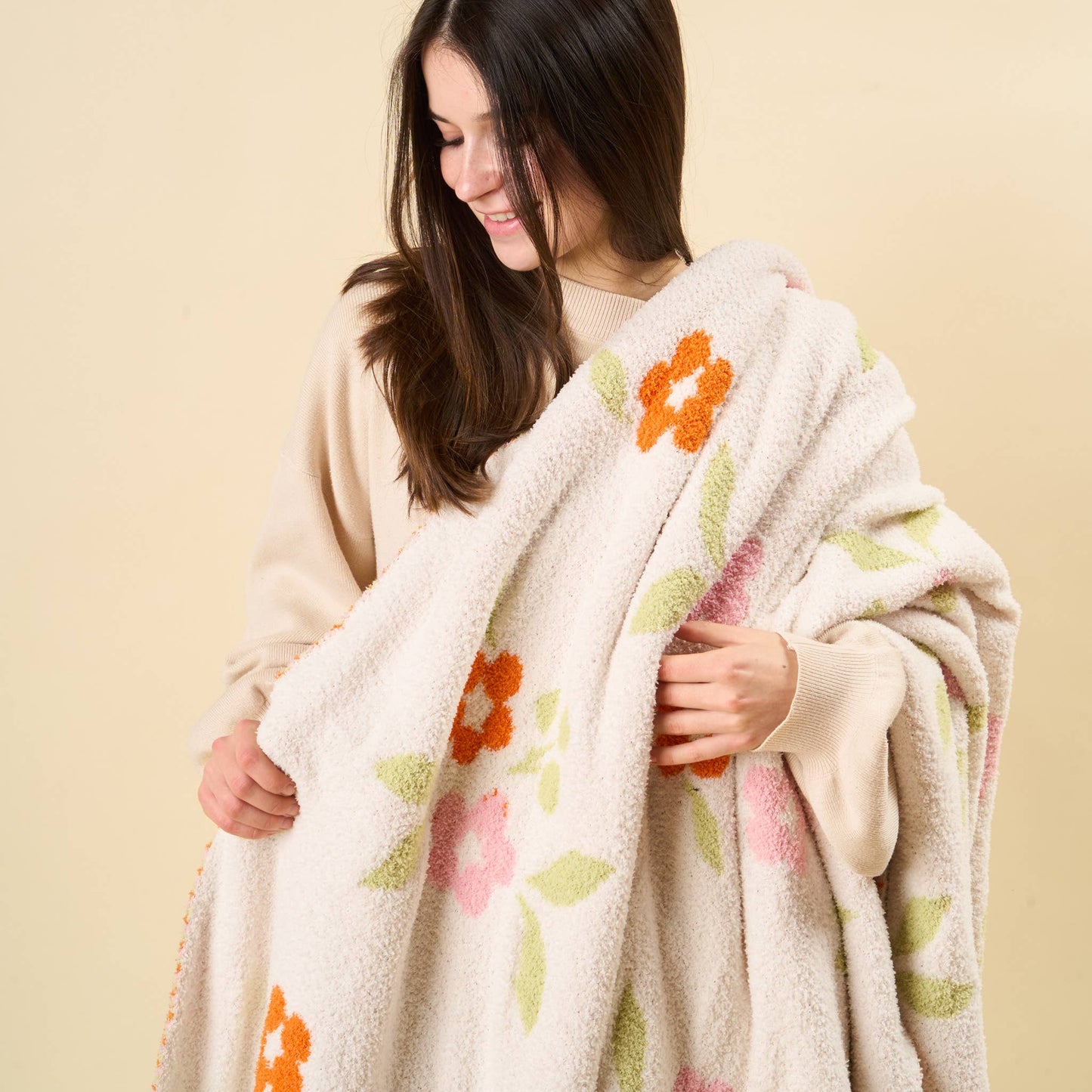 Cozy Dreams Floral Blanket